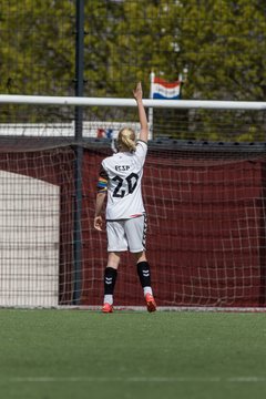 Bild 50 - B-Juniorinnen St.Pauli - C-Juniorinnen SV Steinhorst : Ergebnis: 1:2